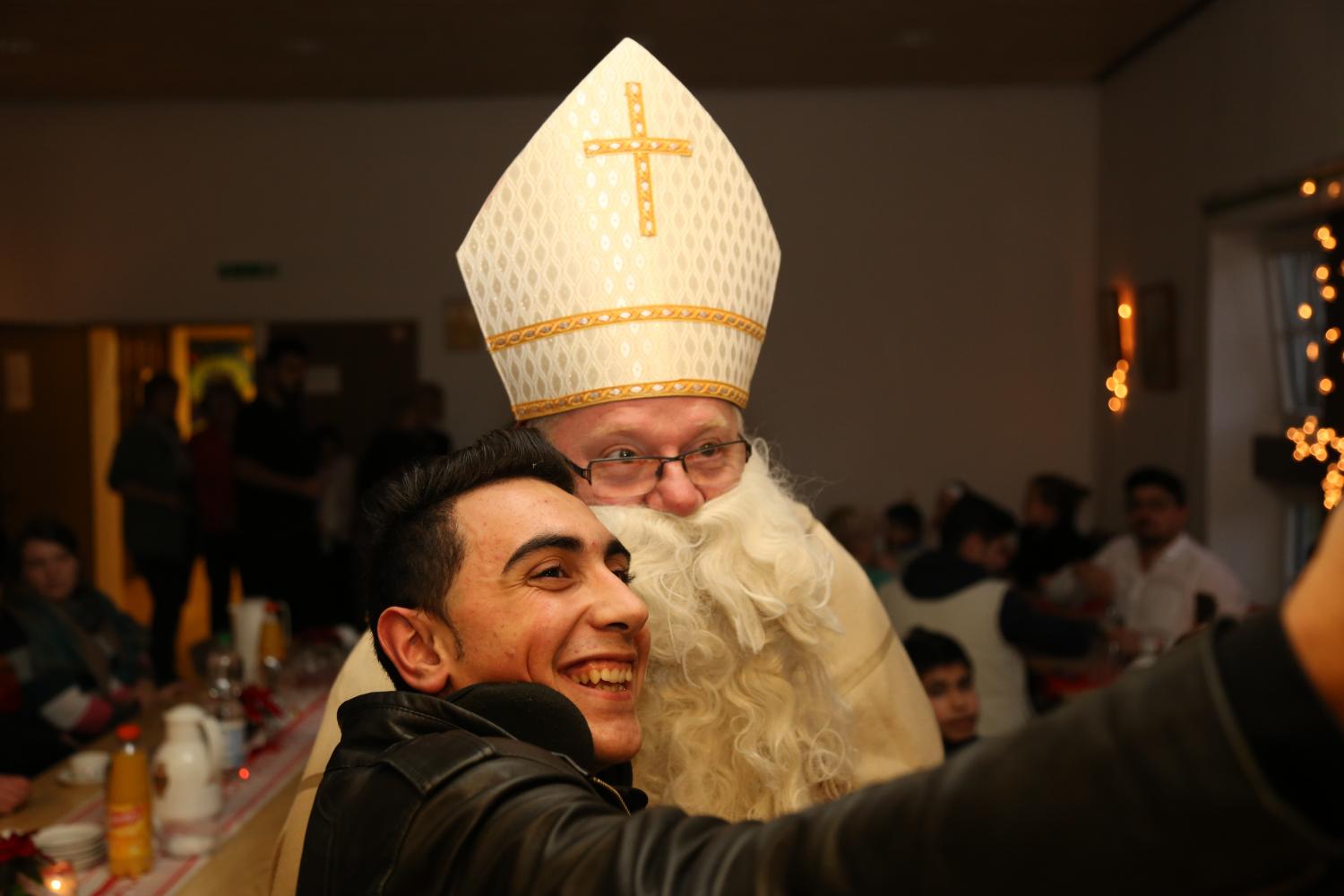 Der Nikolaus zu Gast im Kulturcafé